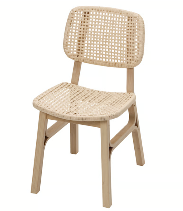 เก้าอี้ไม้ไผ่สีอ่อน